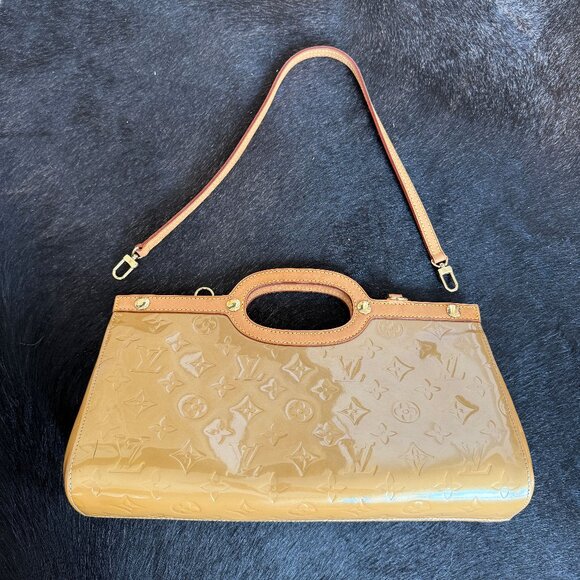 Louis Vuitton Butter Monogram Vernis - Picture 1 of 11